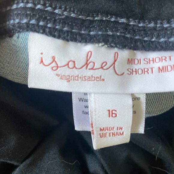 Isabel Maternity Distressed Denim Shorts – Size 16 - Picture 2 of 3